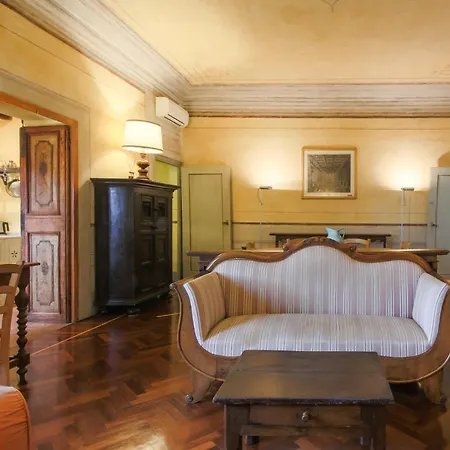 Florence- Borgo Pinti With Frescoes * Florens