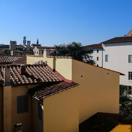 Florence- Borgo Pinti With Frescoes Lägenhet