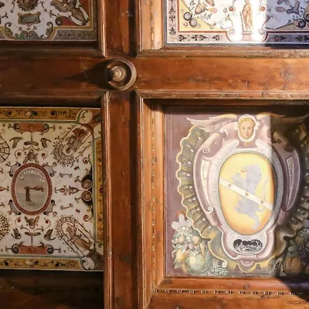 Florence- Borgo Pinti With Frescoes *